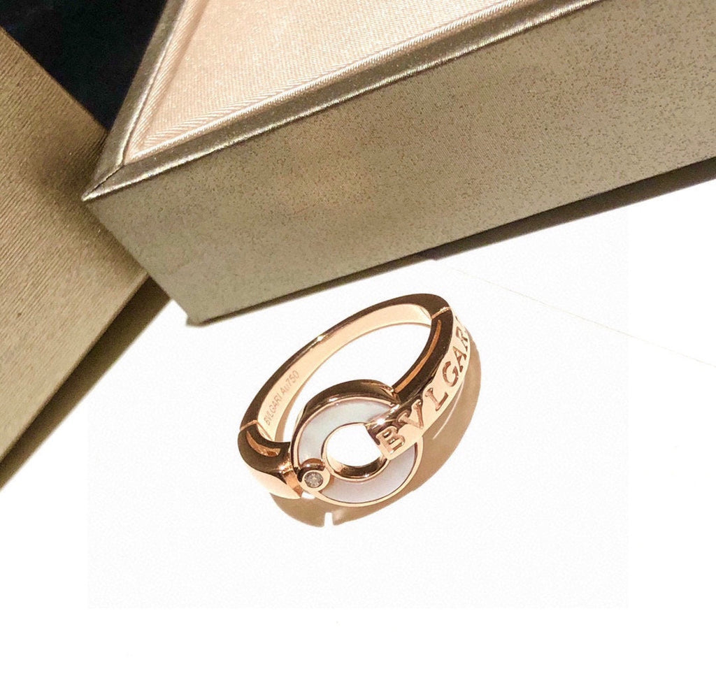 Bvlgari Pearl 18K Gold Ring