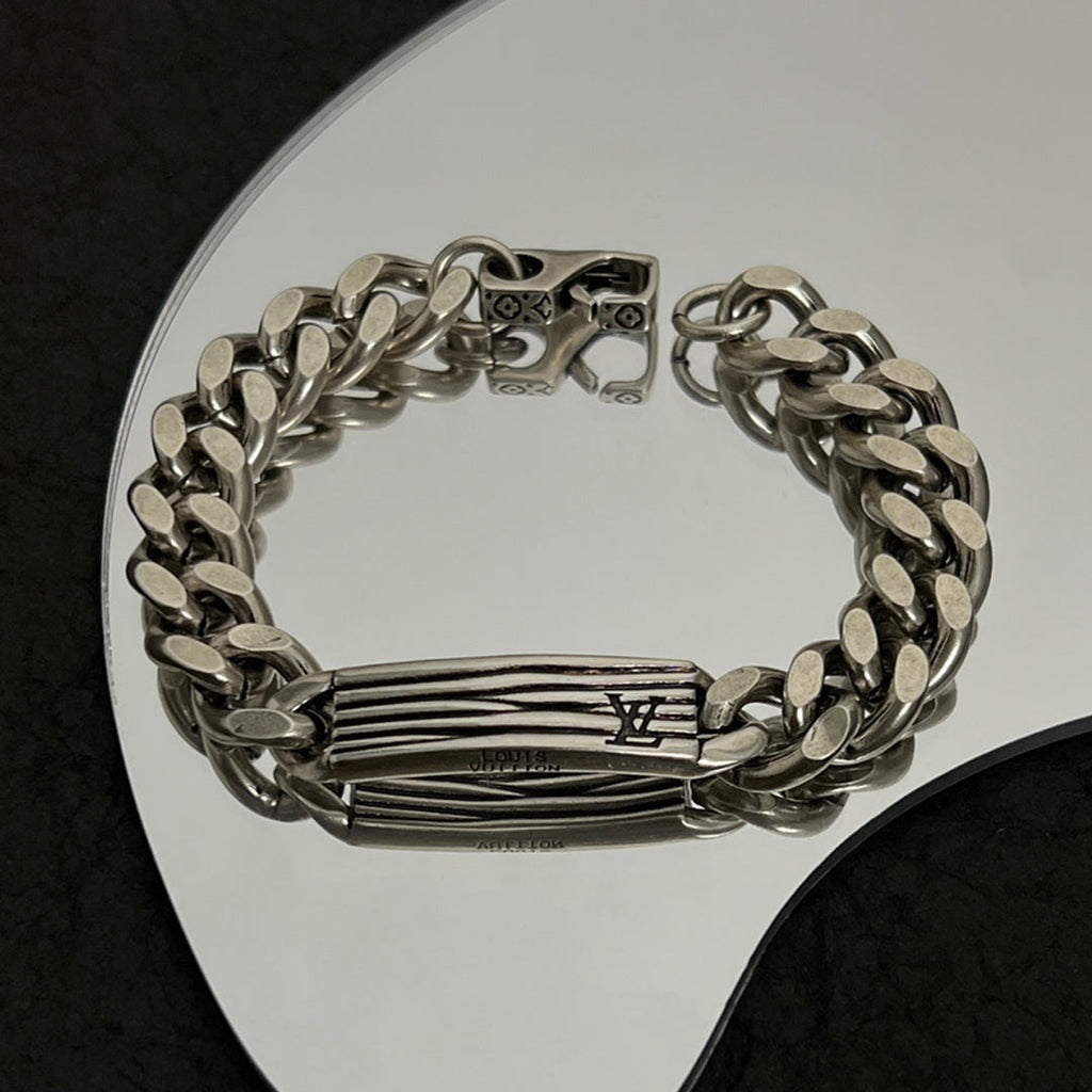 Louis Vuitton Vintage Chains 18K Gold Bracelet