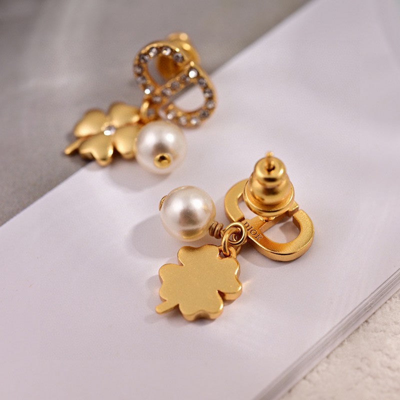 Dior Petit Lucky Charms 18K Gold Earrings