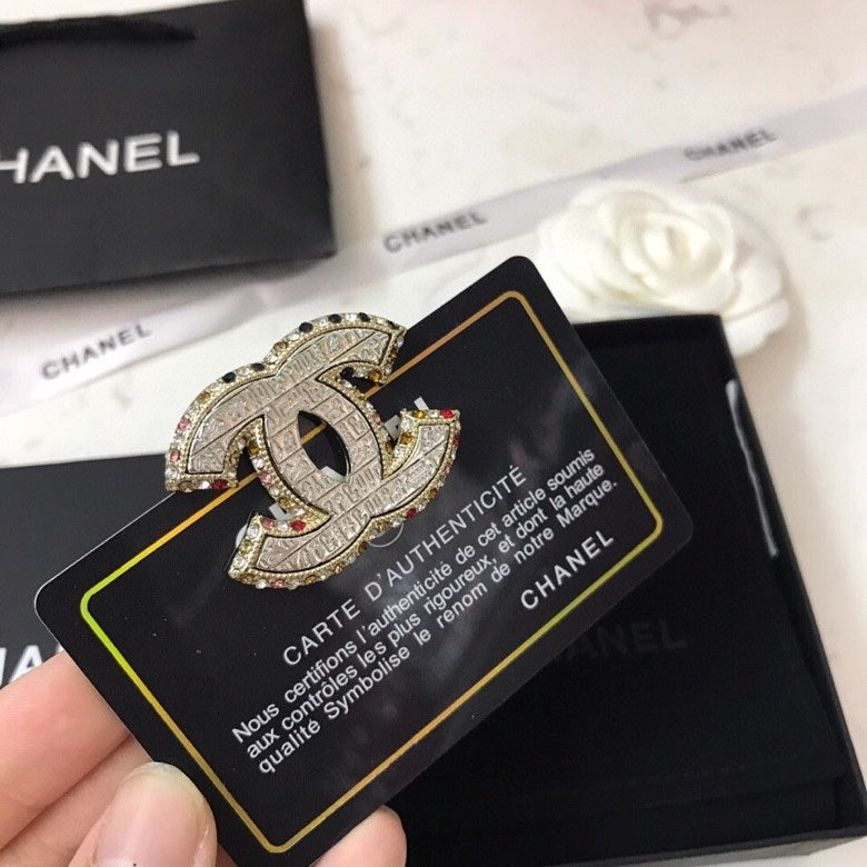 Chanel Diamonds 18K Gold Brooch