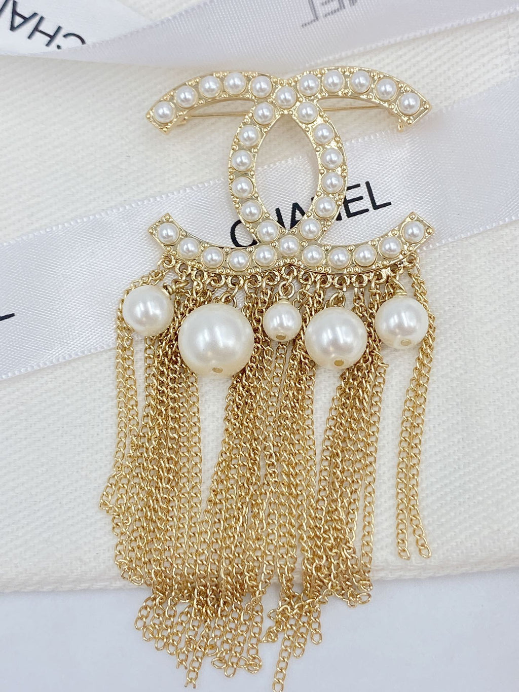 Chanel Pearl Tassel 18K Gold Brooch