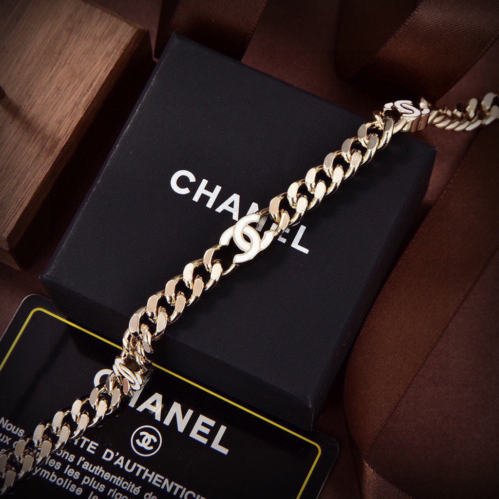 Chanel Crystals Choker 18K Gold Necklace