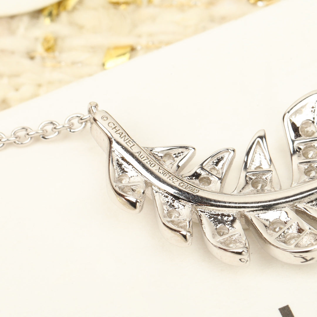 Chanel Plume De 18K Gold Necklace