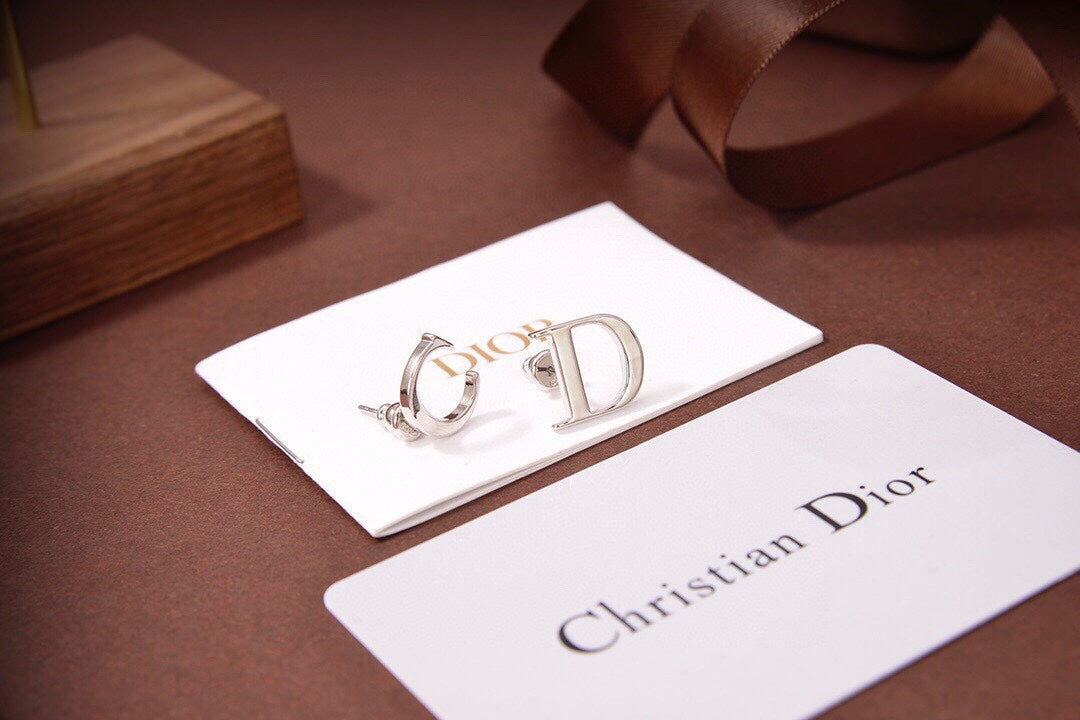Dior 18K Gold Earrings