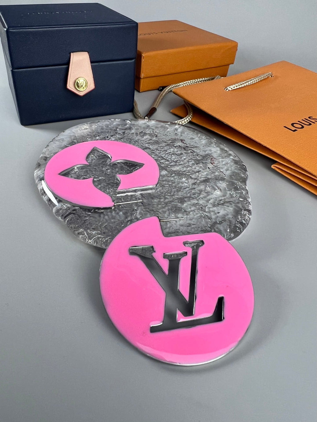Louis Vuitton Perfect Match Pink/Purple 18K Gold Earrings