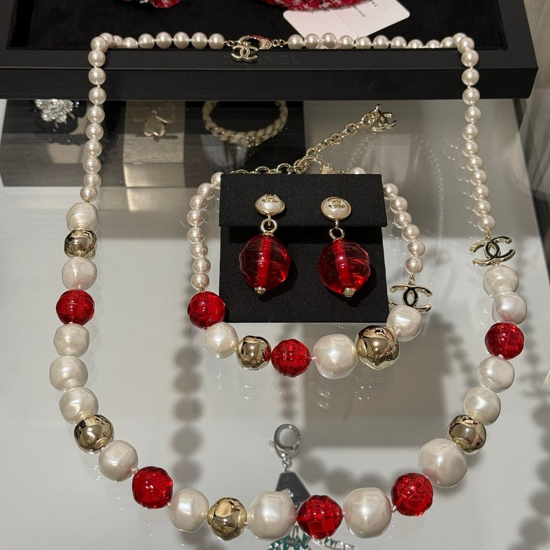 Chanel Red Crystal Pearl Choker 18K Gold Necklace