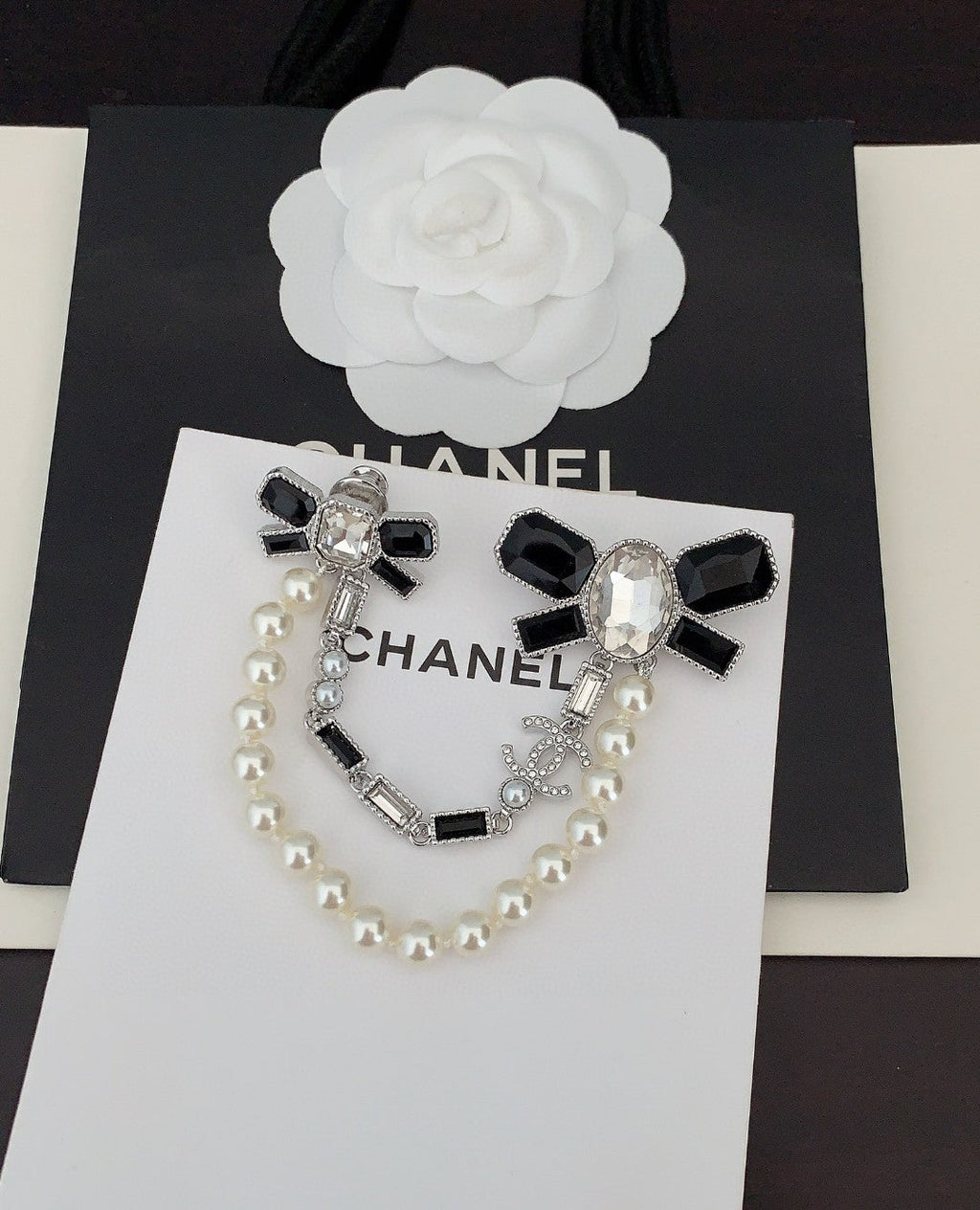 Chanel Black Bow Pearls 18K Gold Brooch