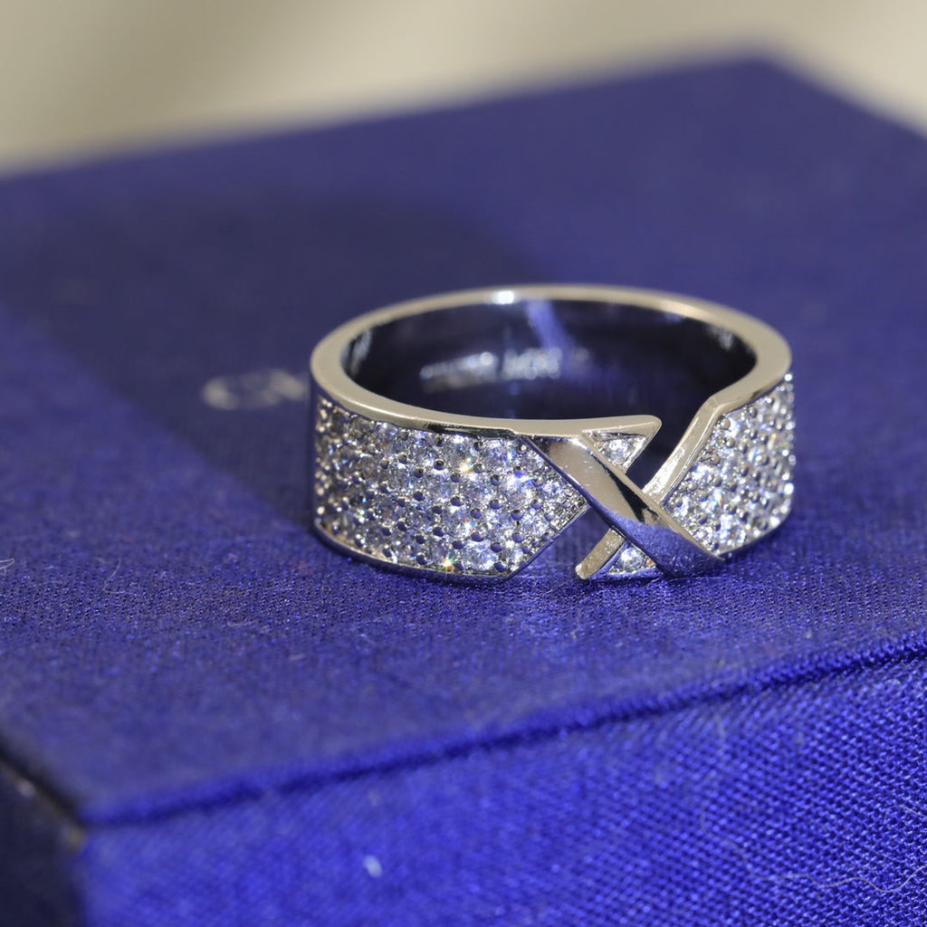 Liens Diamond 18K Gold Ring