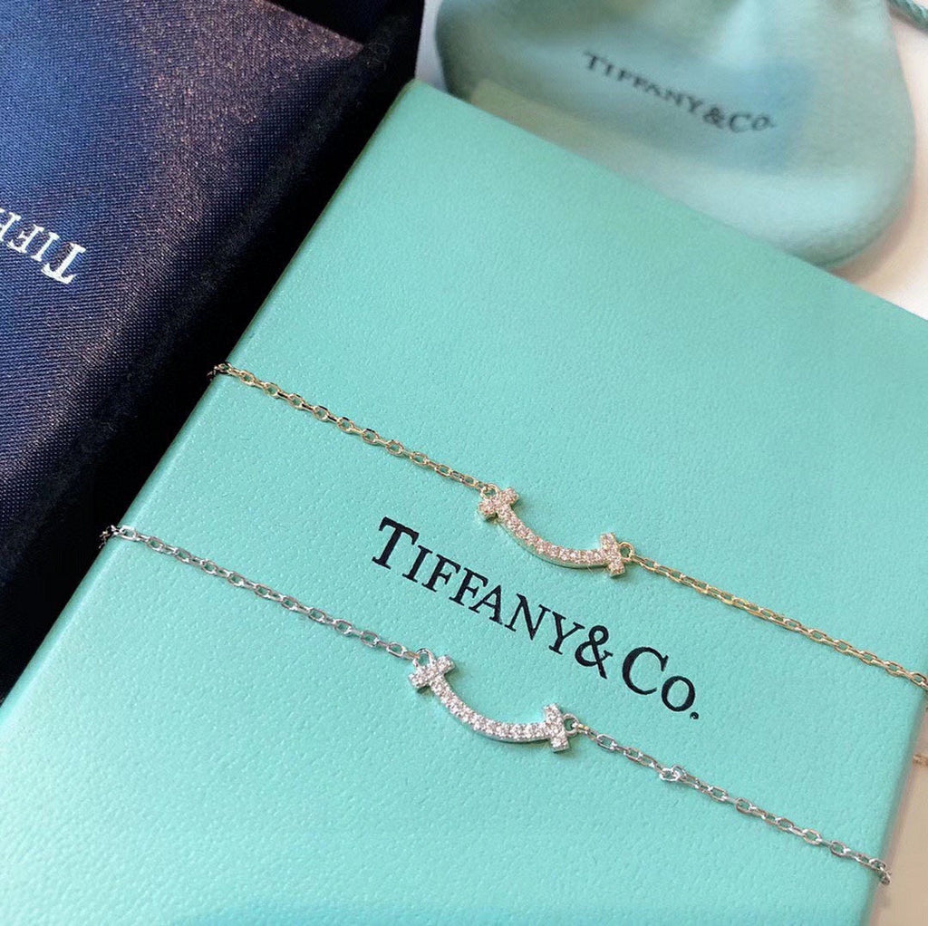 Tiffany Smile Diamond 18K Gold Bracelet