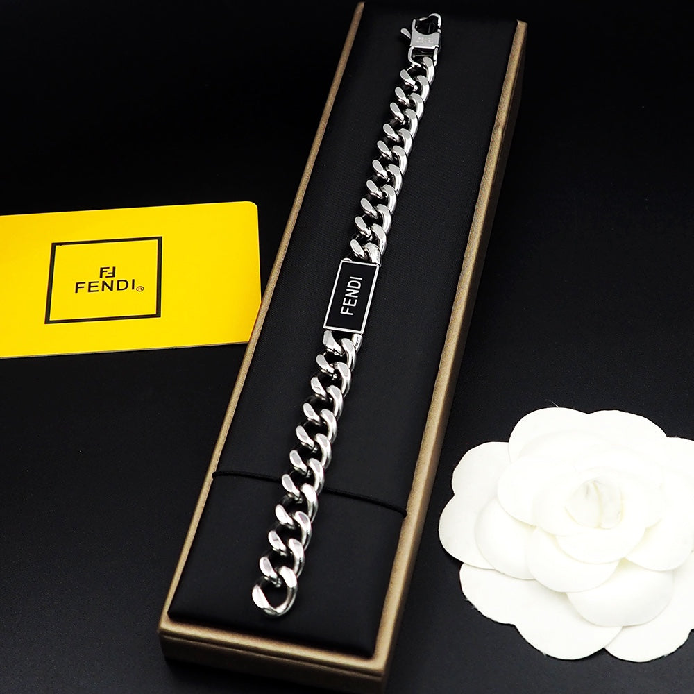 Fendi Chain 18K Gold Bracelet