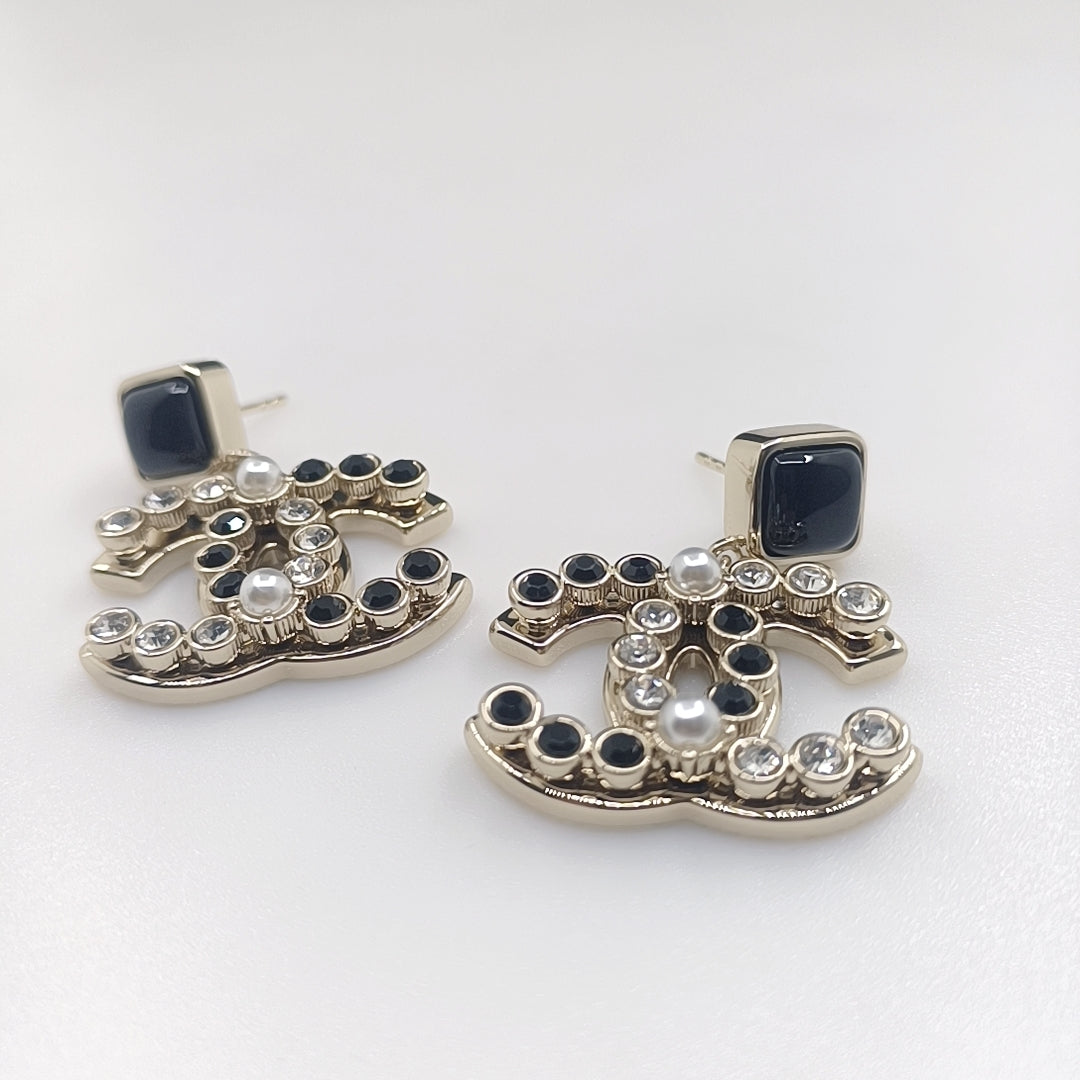 Chanel Black Crystals 18K Gold Earrings