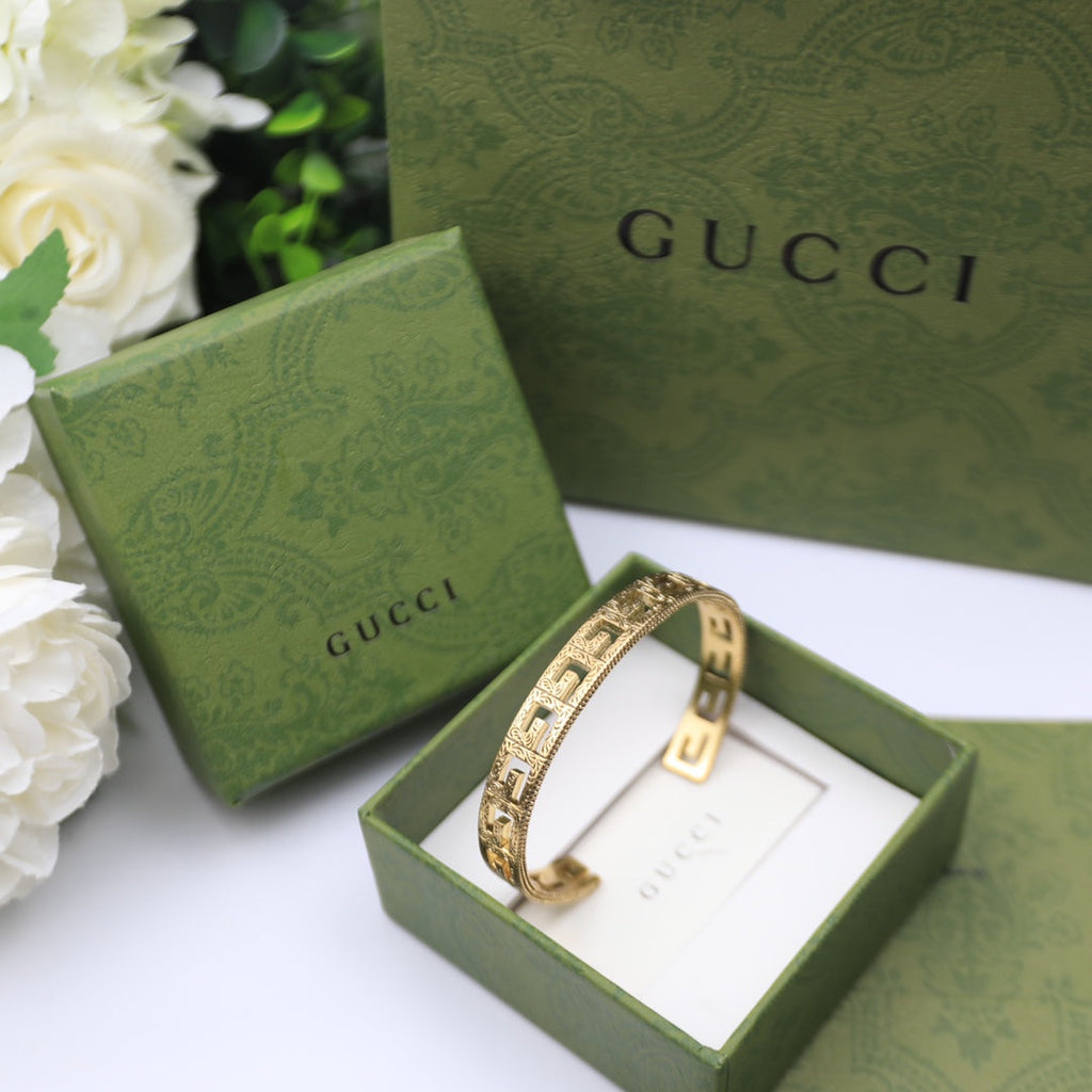Gucci Double Cube 18K Gold Bracelet