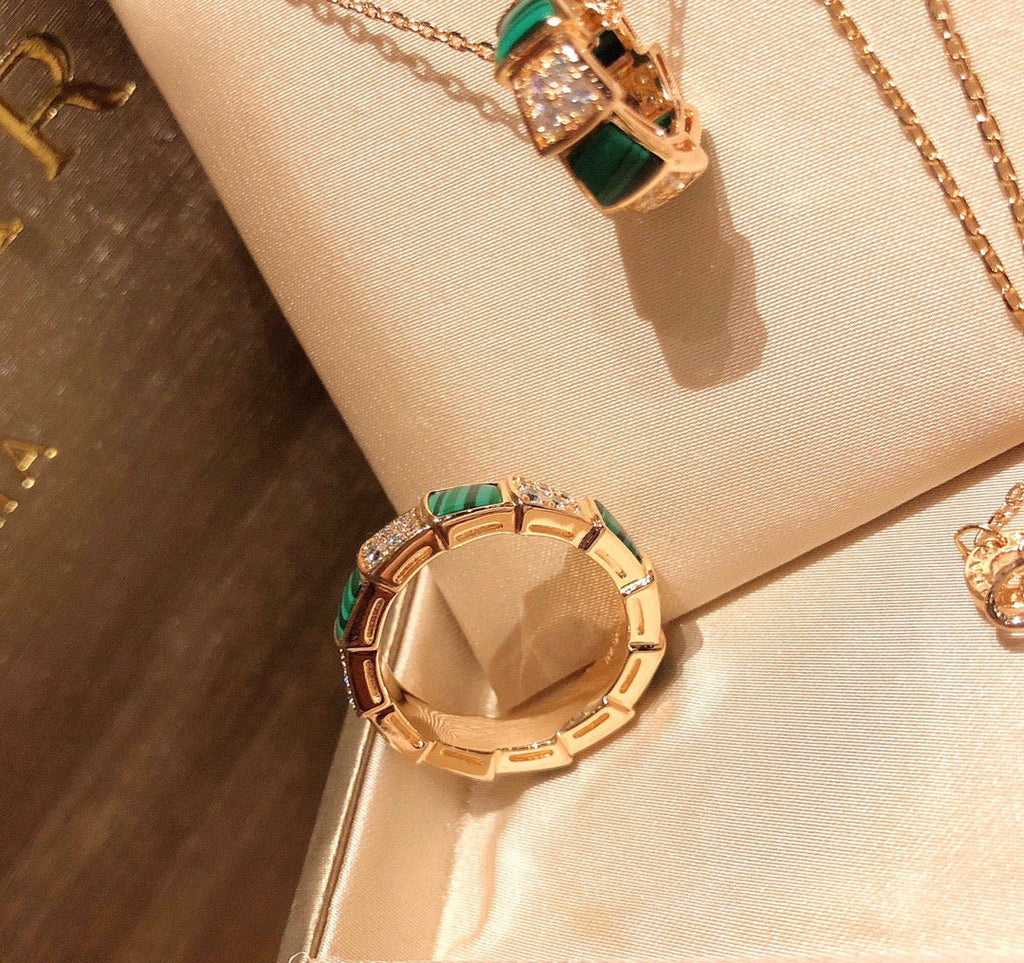 Bvlgari Serpenti Viper Malachite 18K Gold Ring