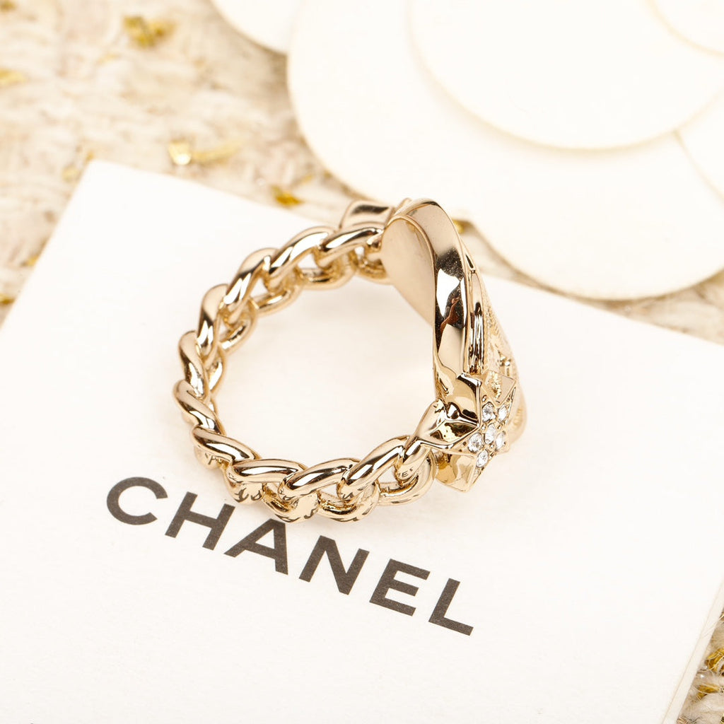 Chanel Chain 18K Gold Ring