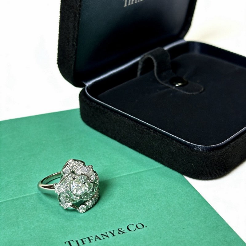 Tiffany Flower Diamond 18K Gold Ring