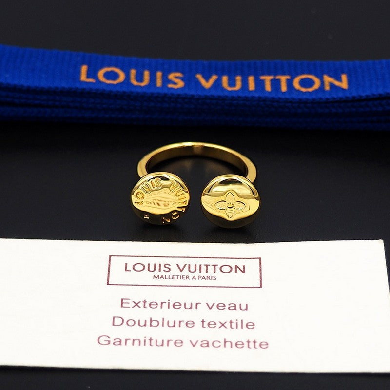 Louis Vuitton Studs 18K Gold Ring