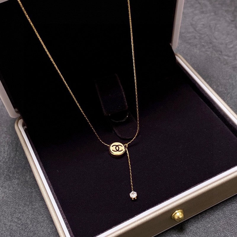 Chanel Gold 18K Gold Necklace