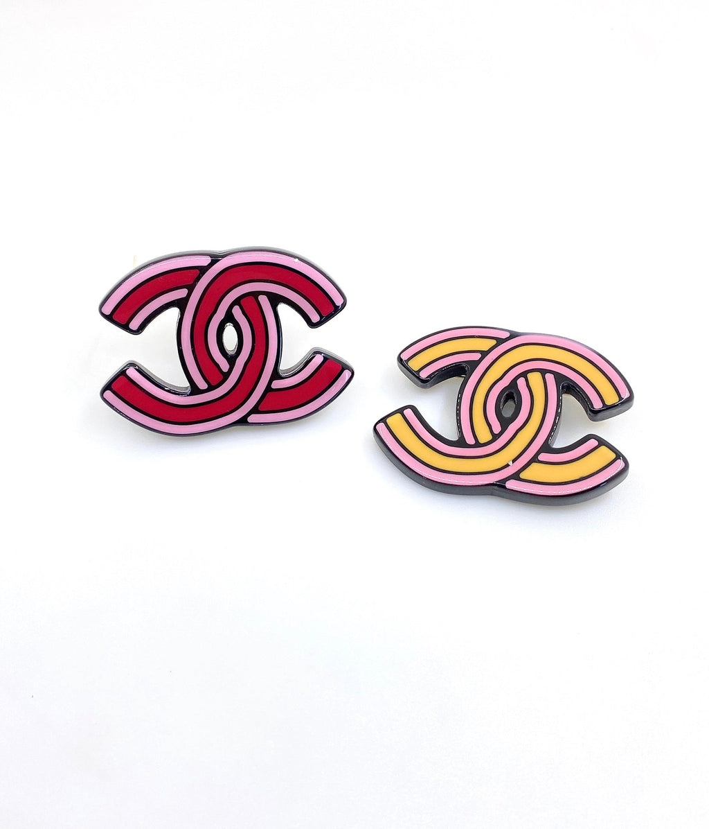 Chanel Pink 18K Gold Earrings