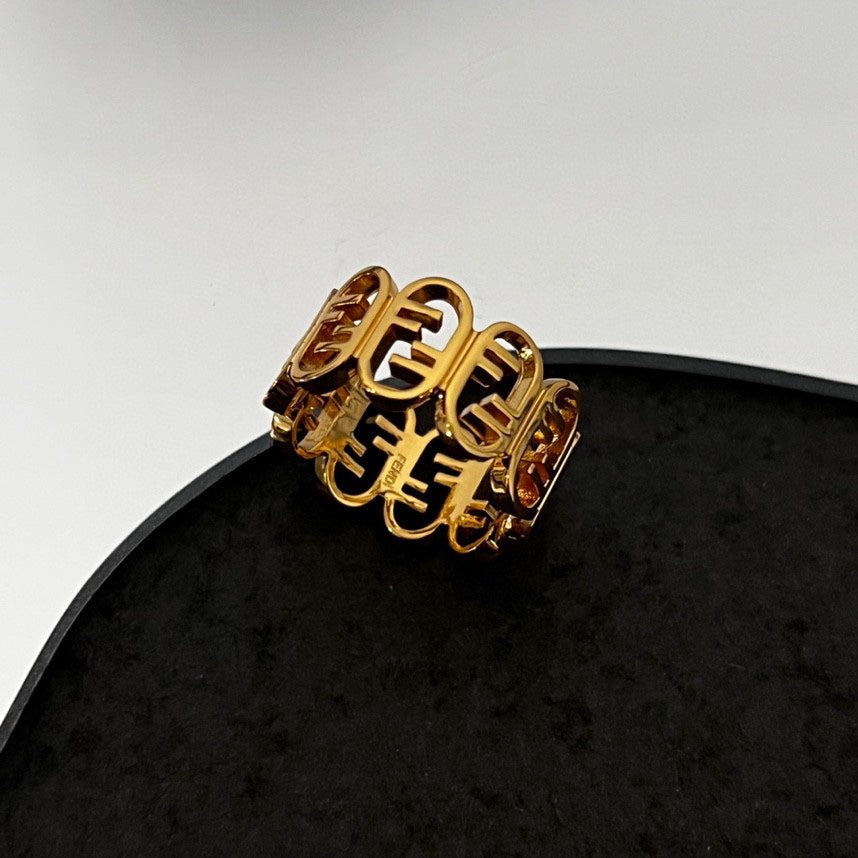 Fendi OLock 18K Gold Ring