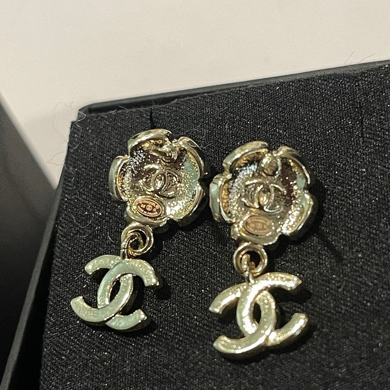 Chanel 26C Pink Camellia Diamond 18K Gold Earrings