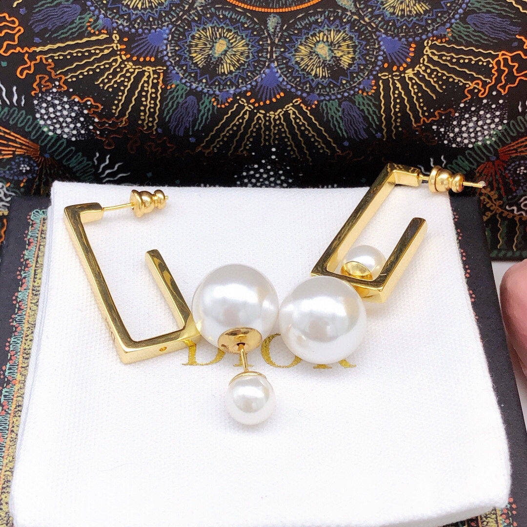 Dior Square Pearl 18K Gold Earrings