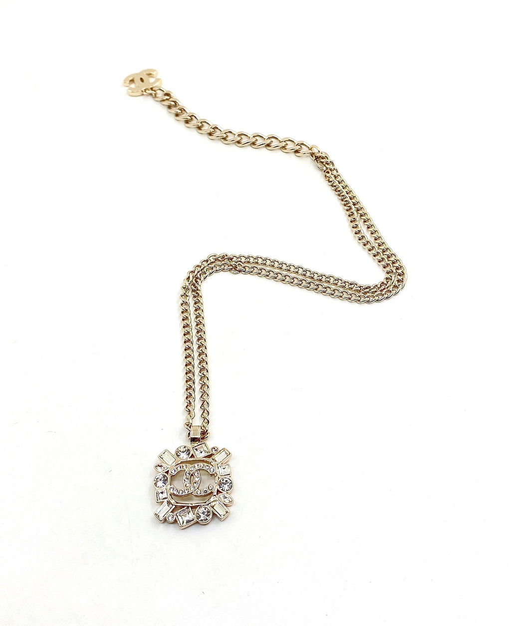 Chanel Diamonds Pendant 18K Gold Necklace
