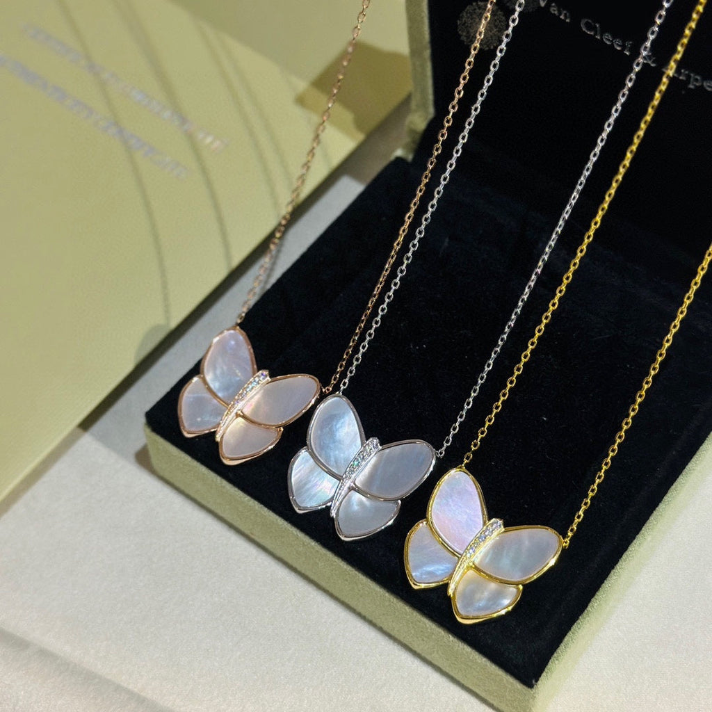 Butterfly Pearl 18K Gold Necklace