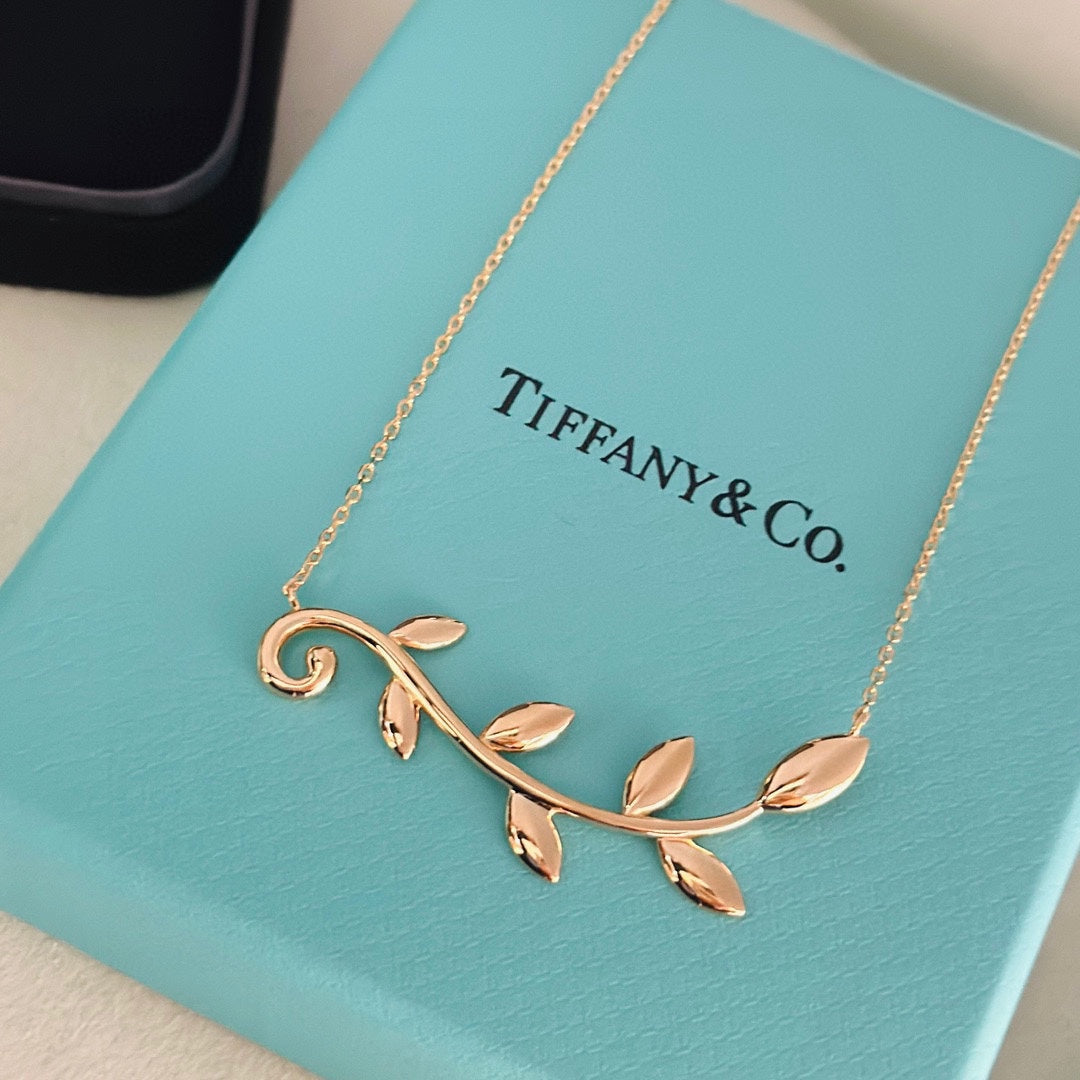 Tiffany Olive Leaf Vine Pendant 18K Gold Necklace