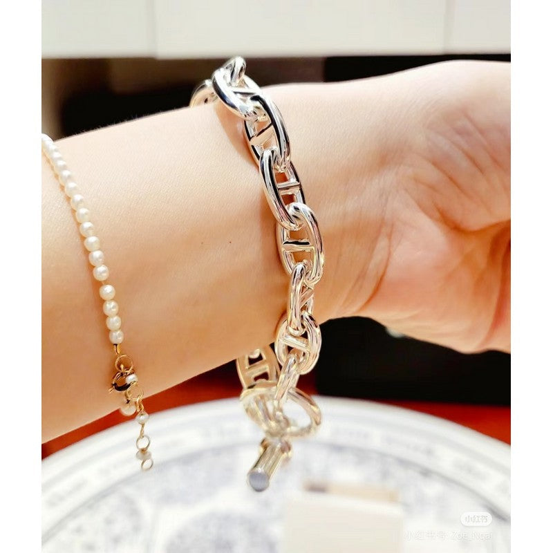 Hermes Cha?ne D'ancre Encha?n ̈¦e 18K Gold Bracelet