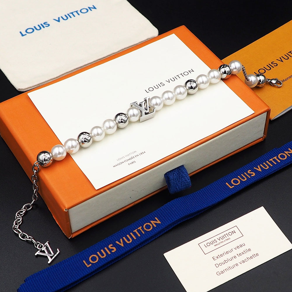 Louis Vuitton Monogram White Pearls 18K Gold Bracelet