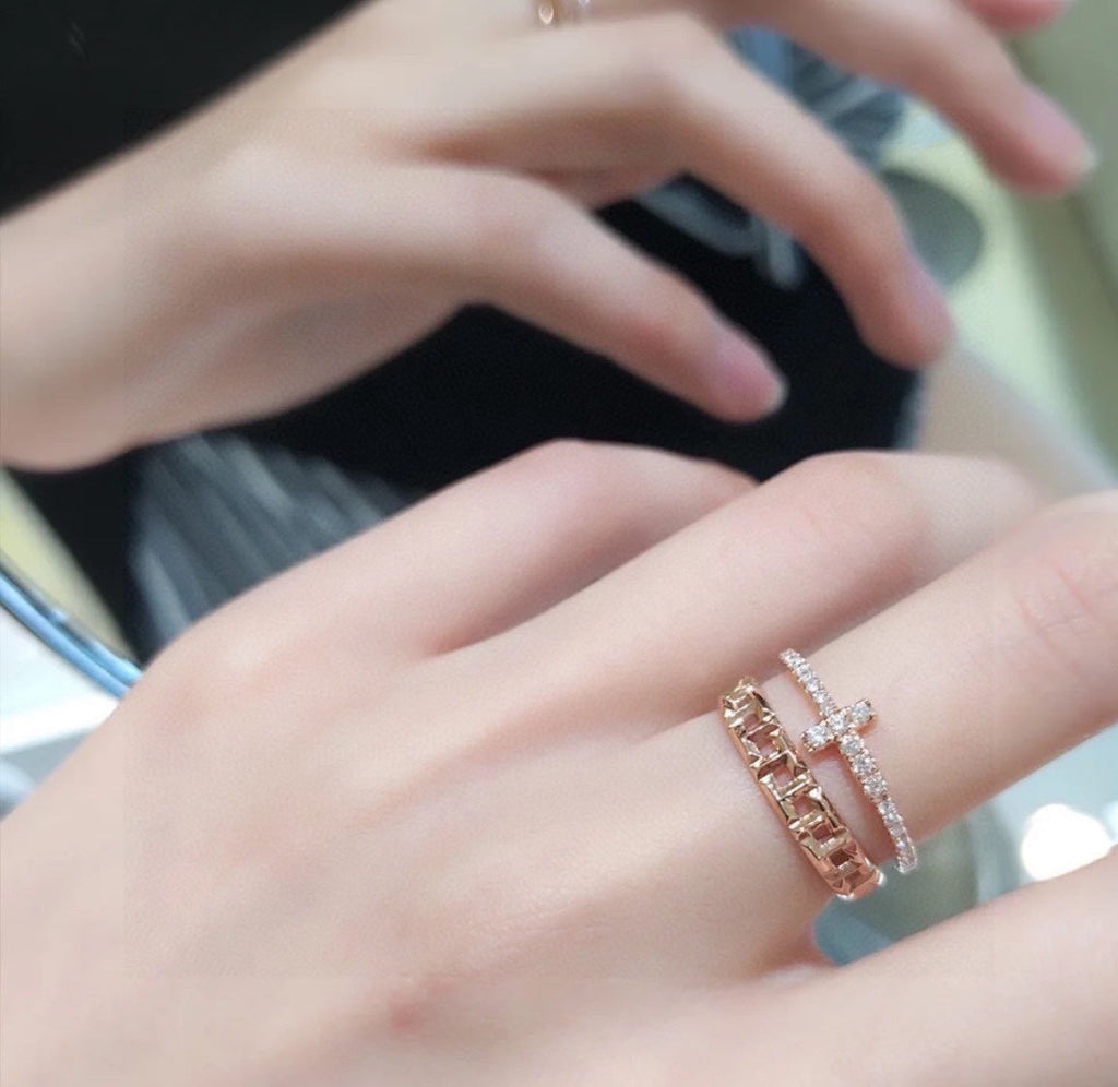 Tiffany Diamond Wire 18K Gold Ring