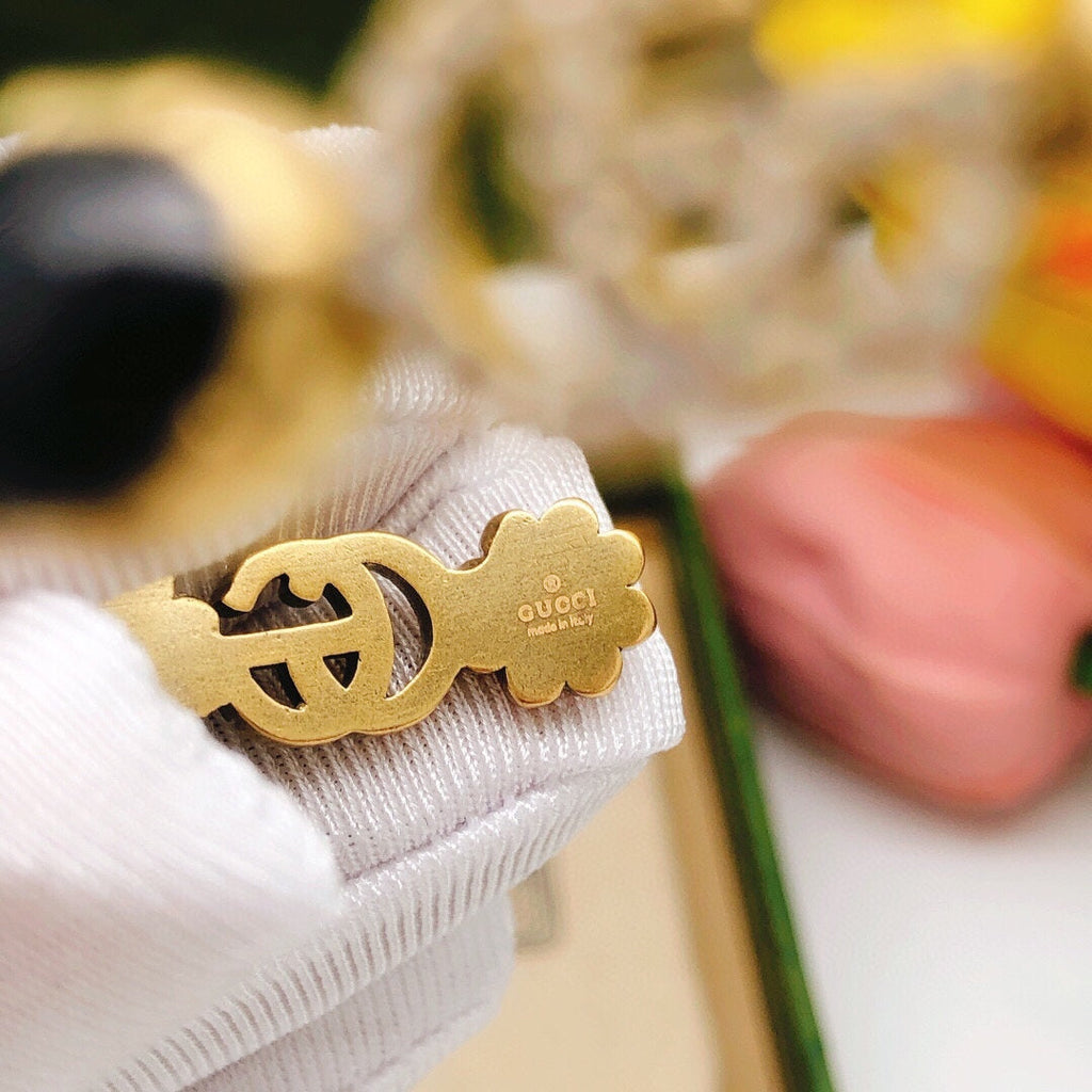 Gucci Double Flowers Black Crystals Open Cuff 18K Gold Bracelet