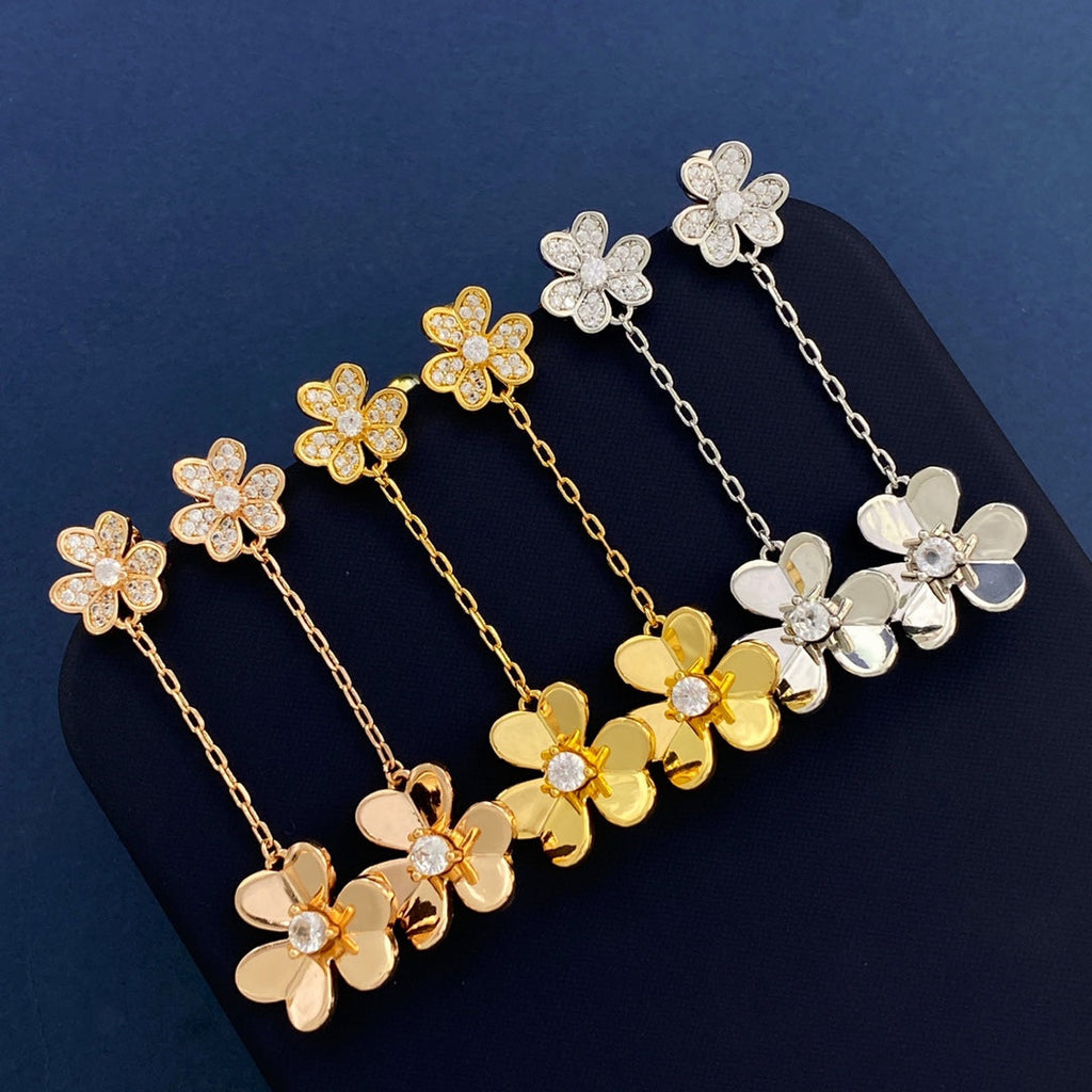 Frivole Pendant 18K Gold Earrings