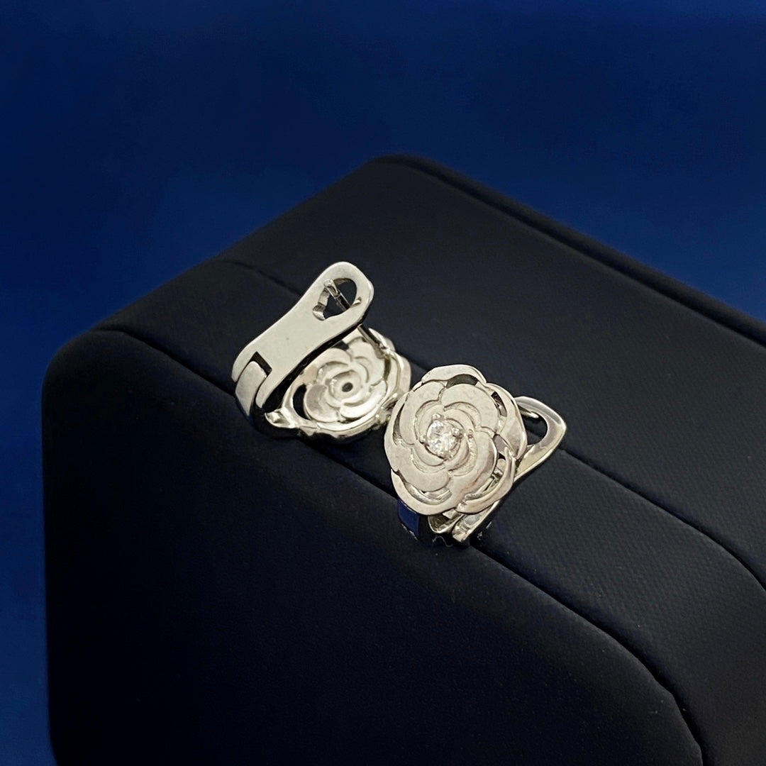 Chanel Camellia 18K Gold Earrings