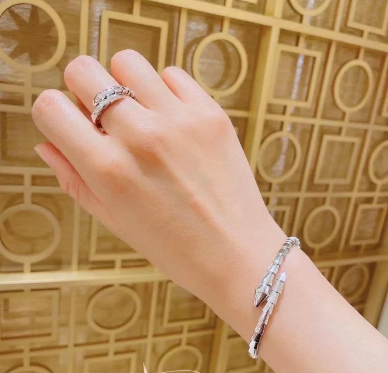 Bvlgari Serpenti Viper 18K Gold Ring