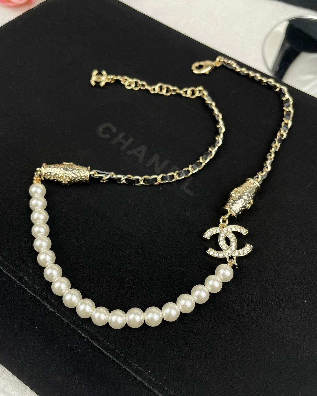 Chanel Crystals Choker 18K Gold Necklace