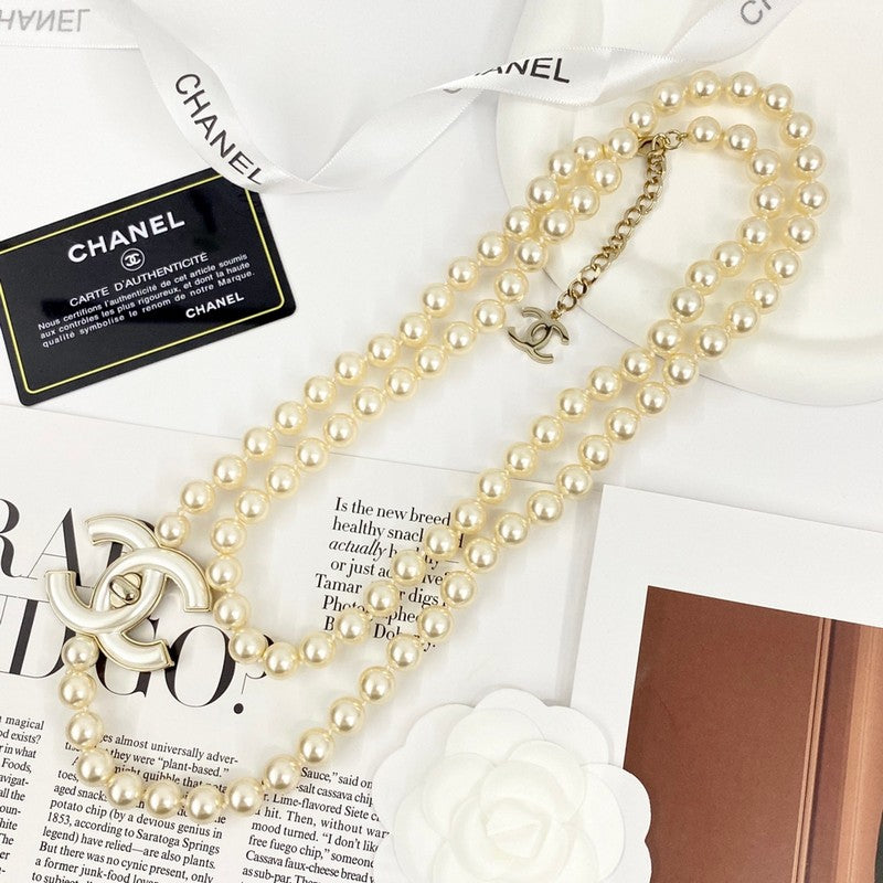 Chanel Pearl Chain 18K Gold Necklace