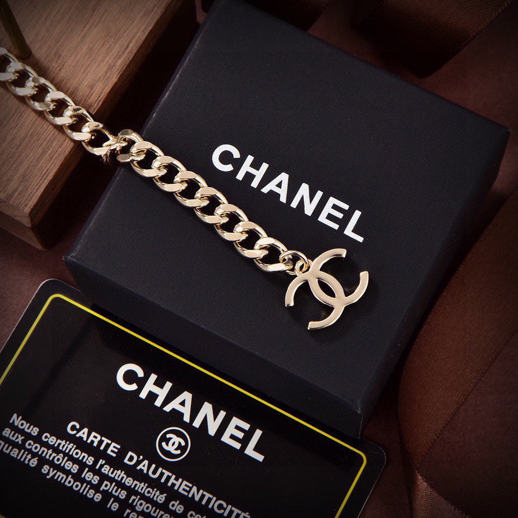 Chanel Crystals Choker 18K Gold Necklace