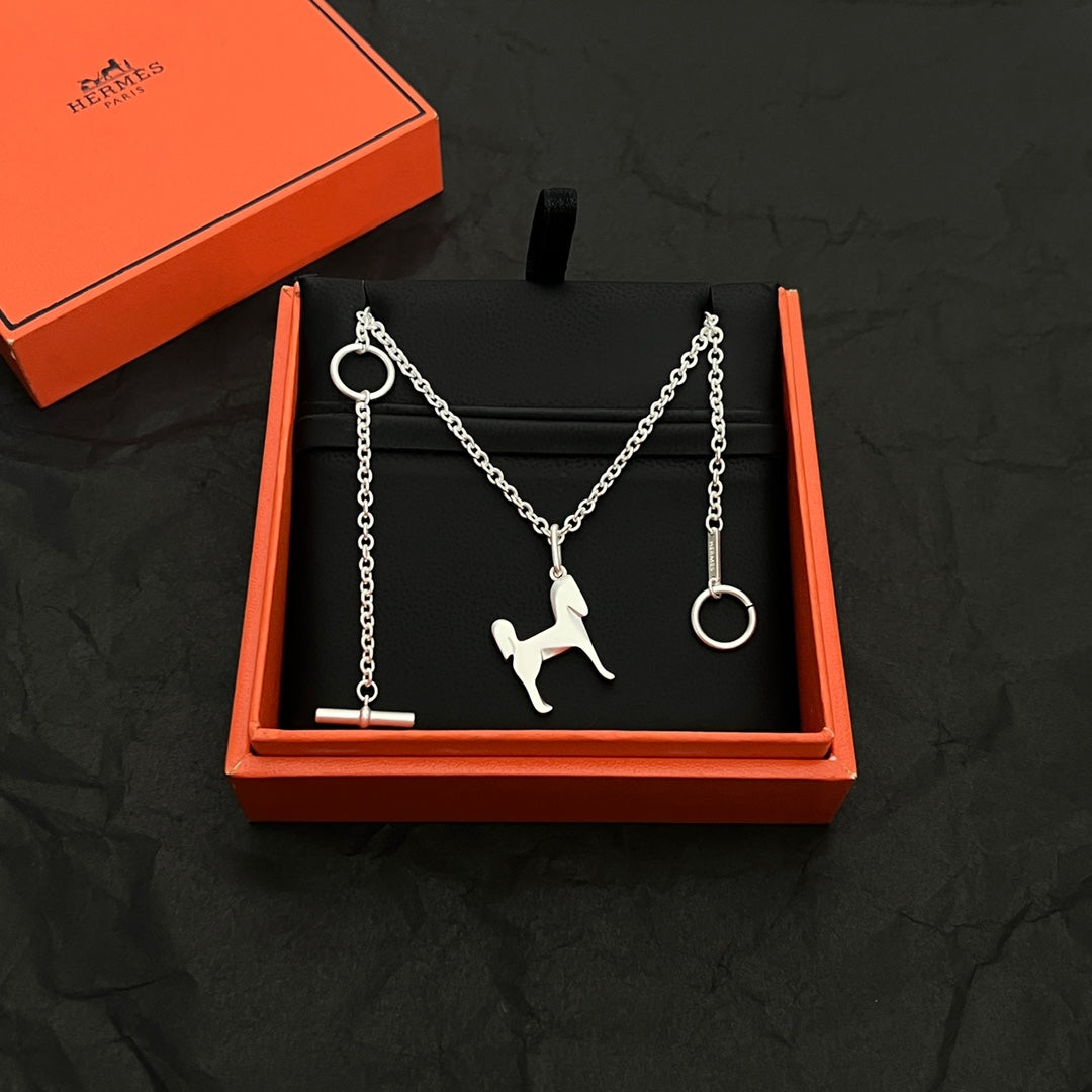 Hermes Panache Pendant 18K Gold Necklace