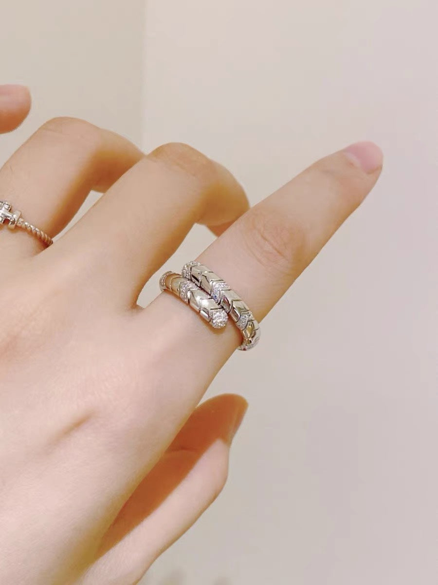 Bvlgari Serpenti Viper Pave Diamond 18K Gold Ring