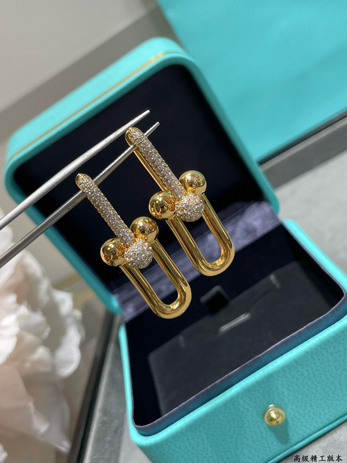 Tiffany HardWear Large Link Diamonds 18K Gold Earrings