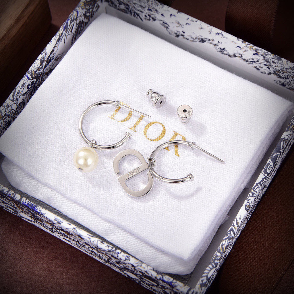 Dior Petit Pearl 18K Gold Earrings