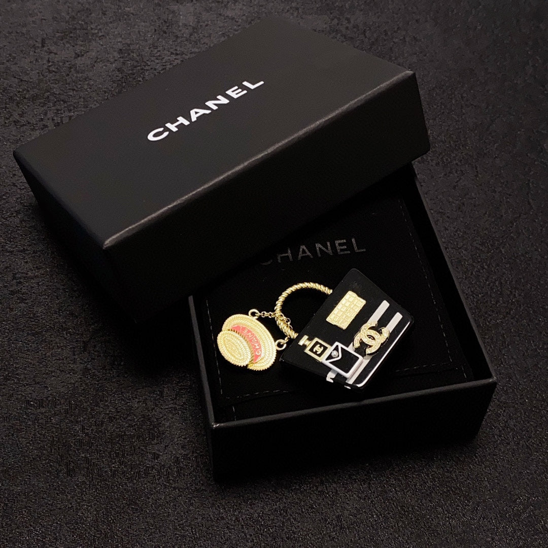 Chanel Bag 18K Gold Brooch