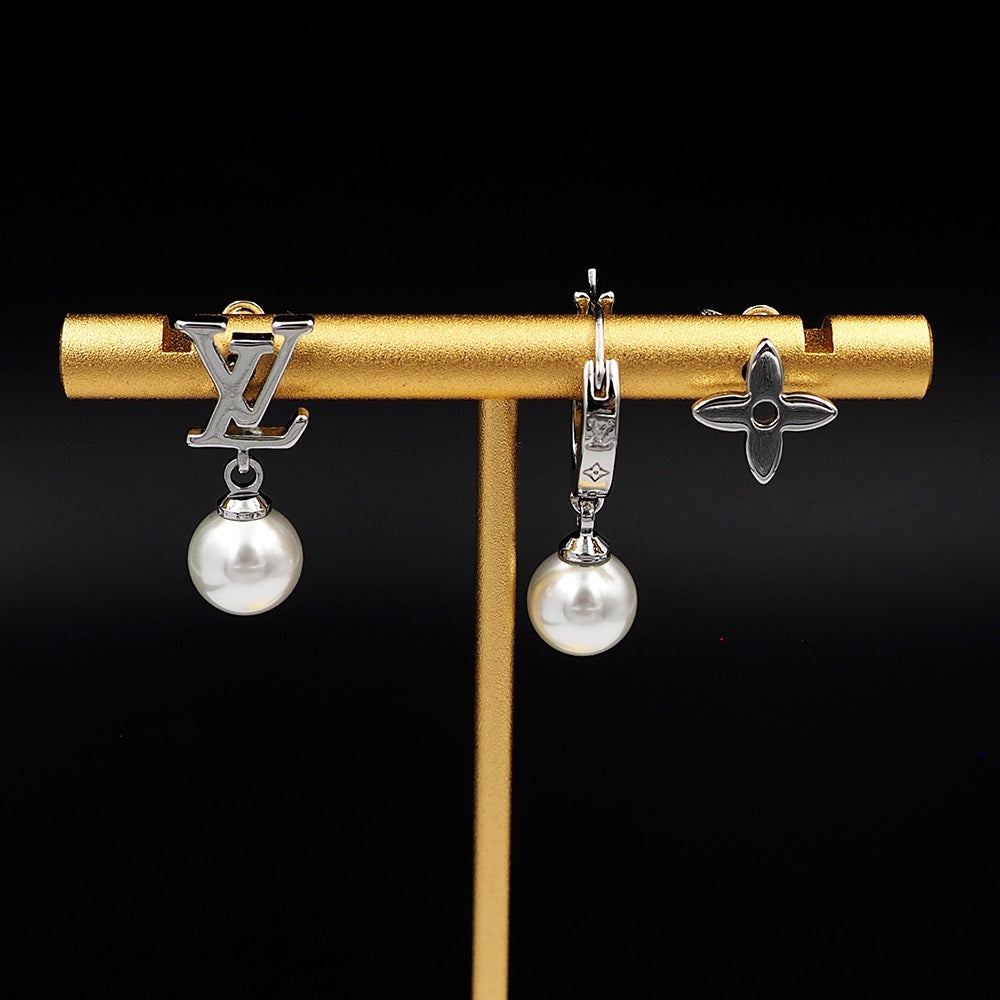 Louis Vuitton Monogram Pearls 18K Gold Earrings