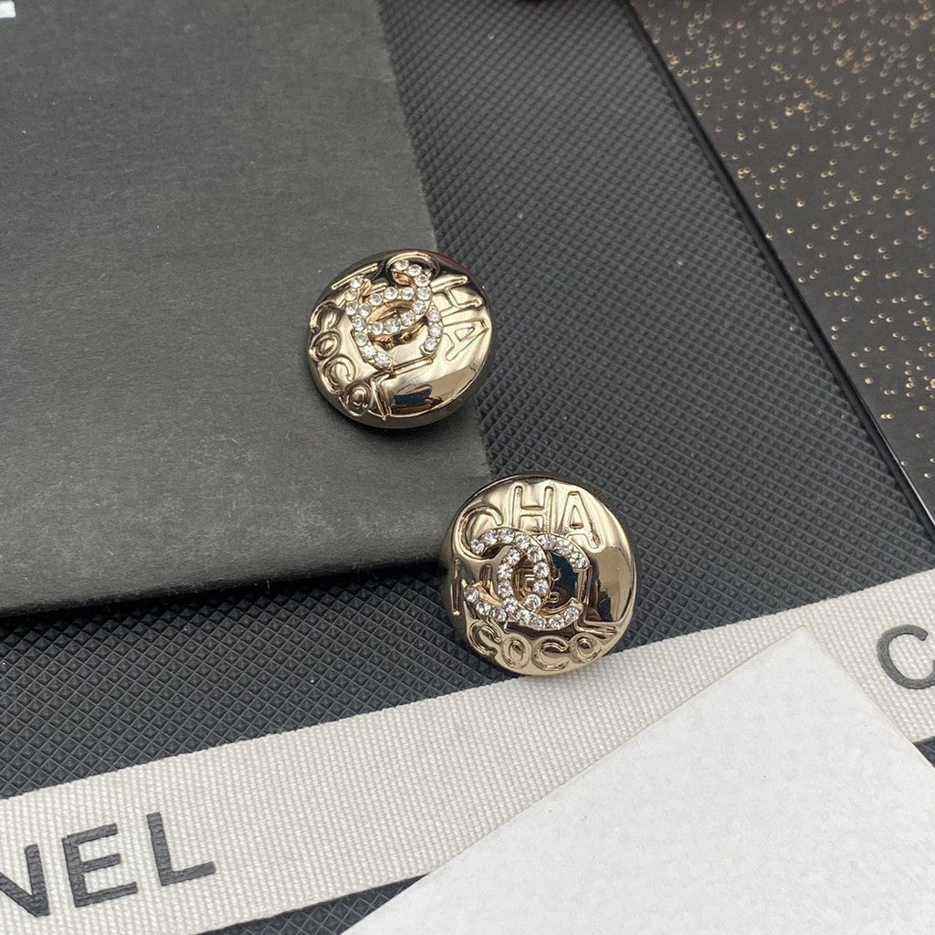 Chanel Circle Diamond 18K Gold Earrings