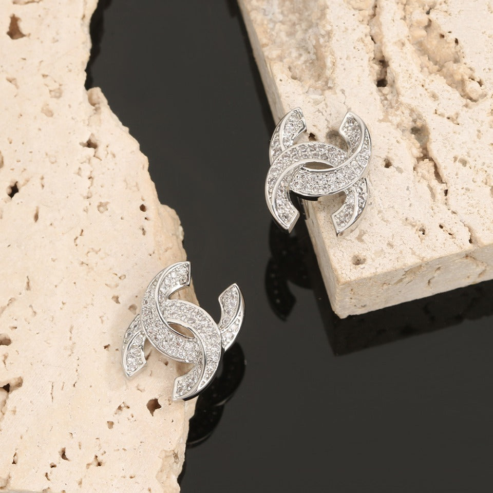 Chanel Diamonds 18K Gold Earrings