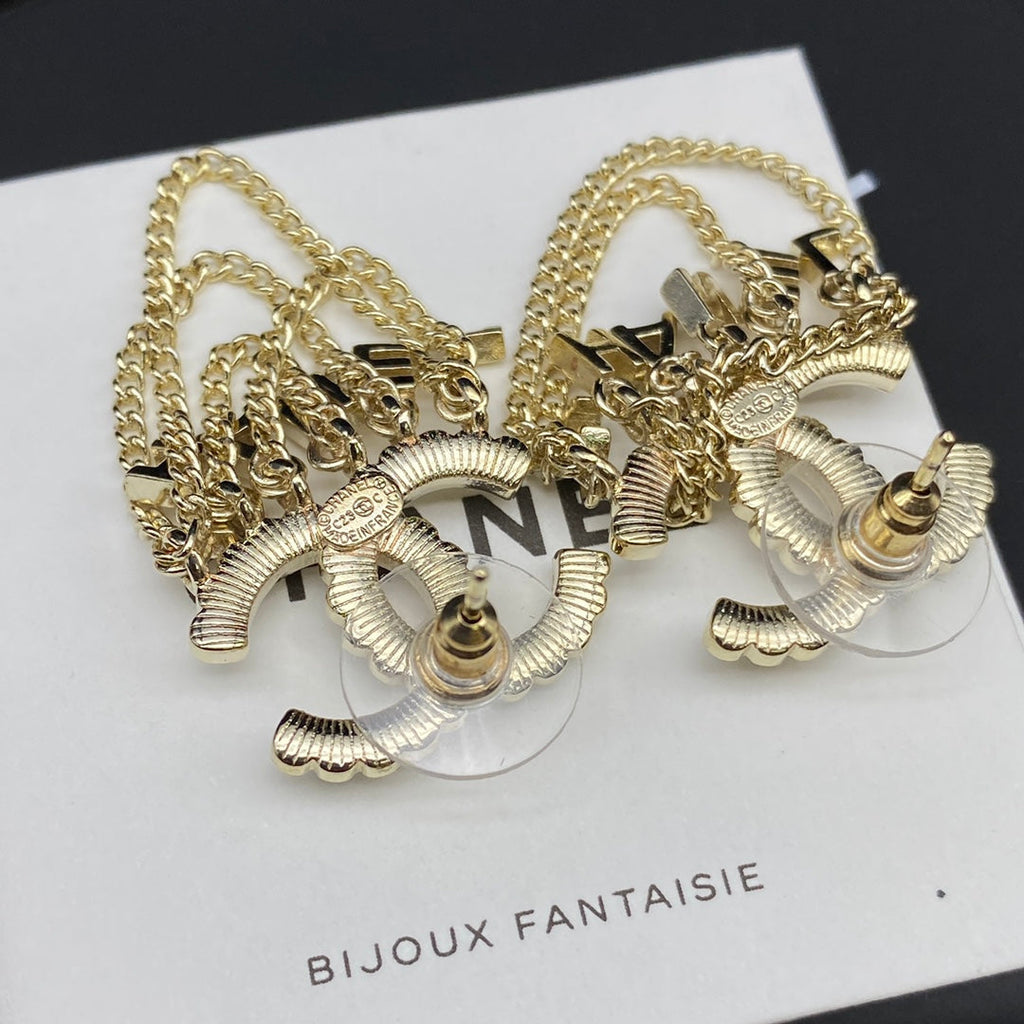 Chanel Pearl Chain Link 18K Gold Earrings