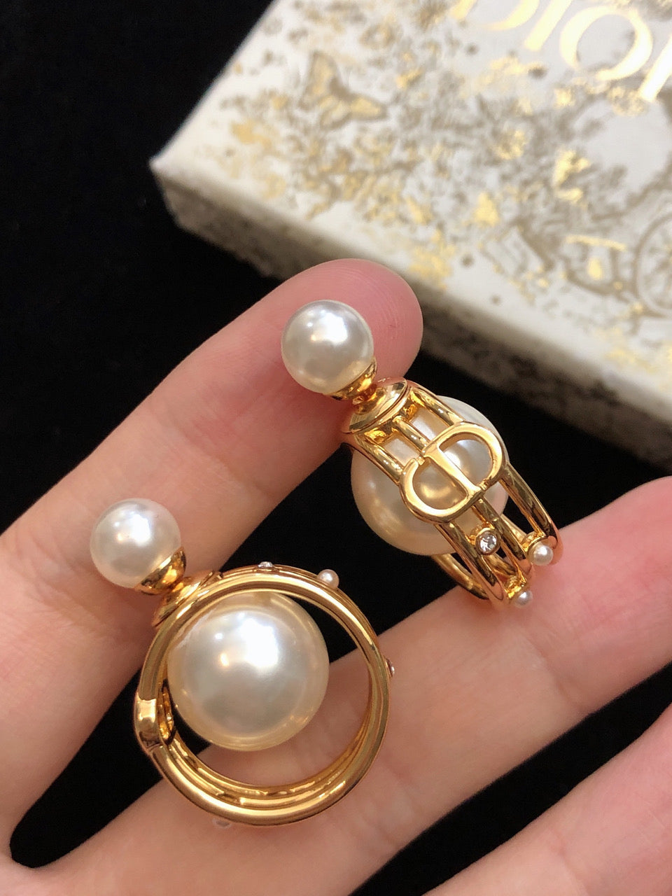 Dior D-Backstage 18K Gold Earrings