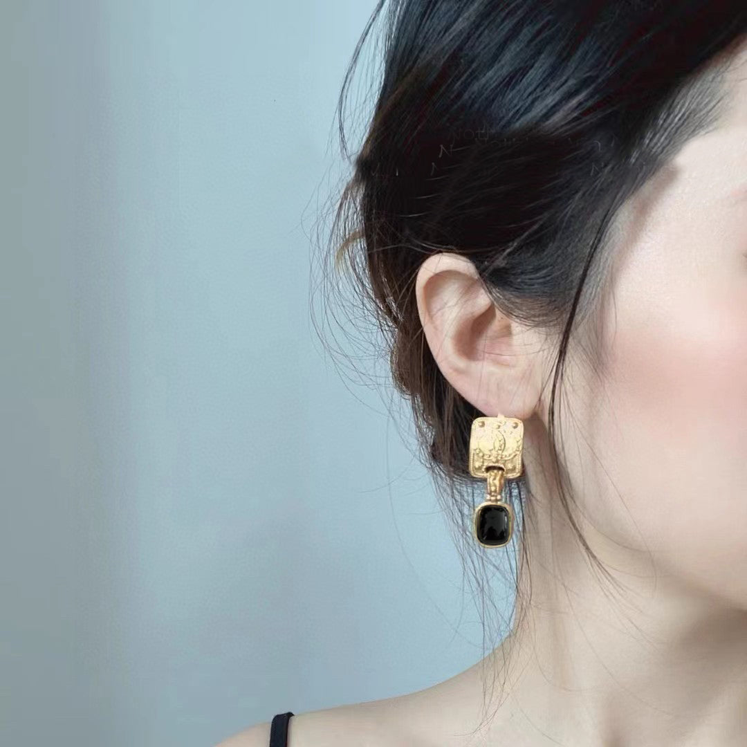 Chanel Black Pearl 18K Gold Earrings