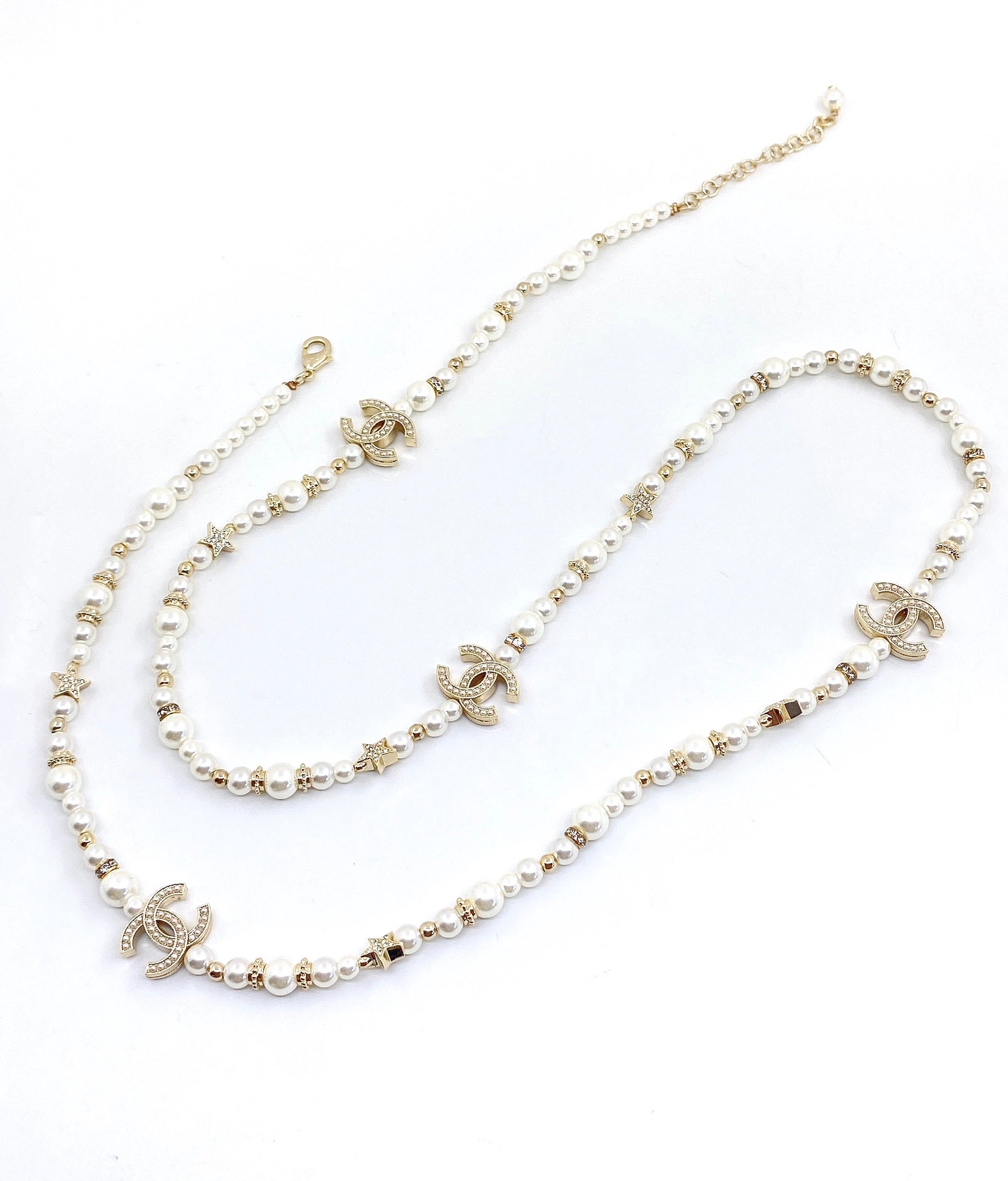 Chanel Pearls 18K Gold Necklace